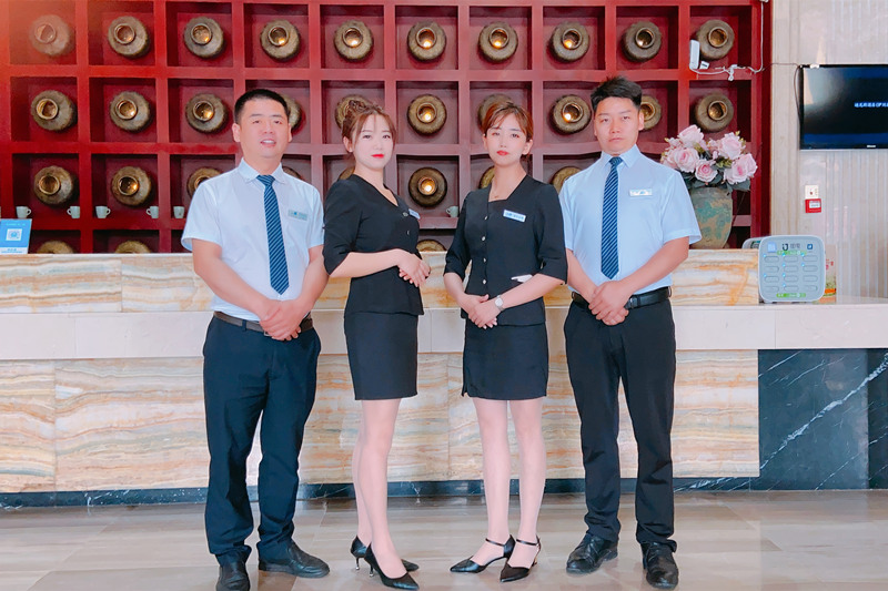 精誠所至，金石為開